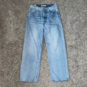Levi’s Ribcage Straight jeans